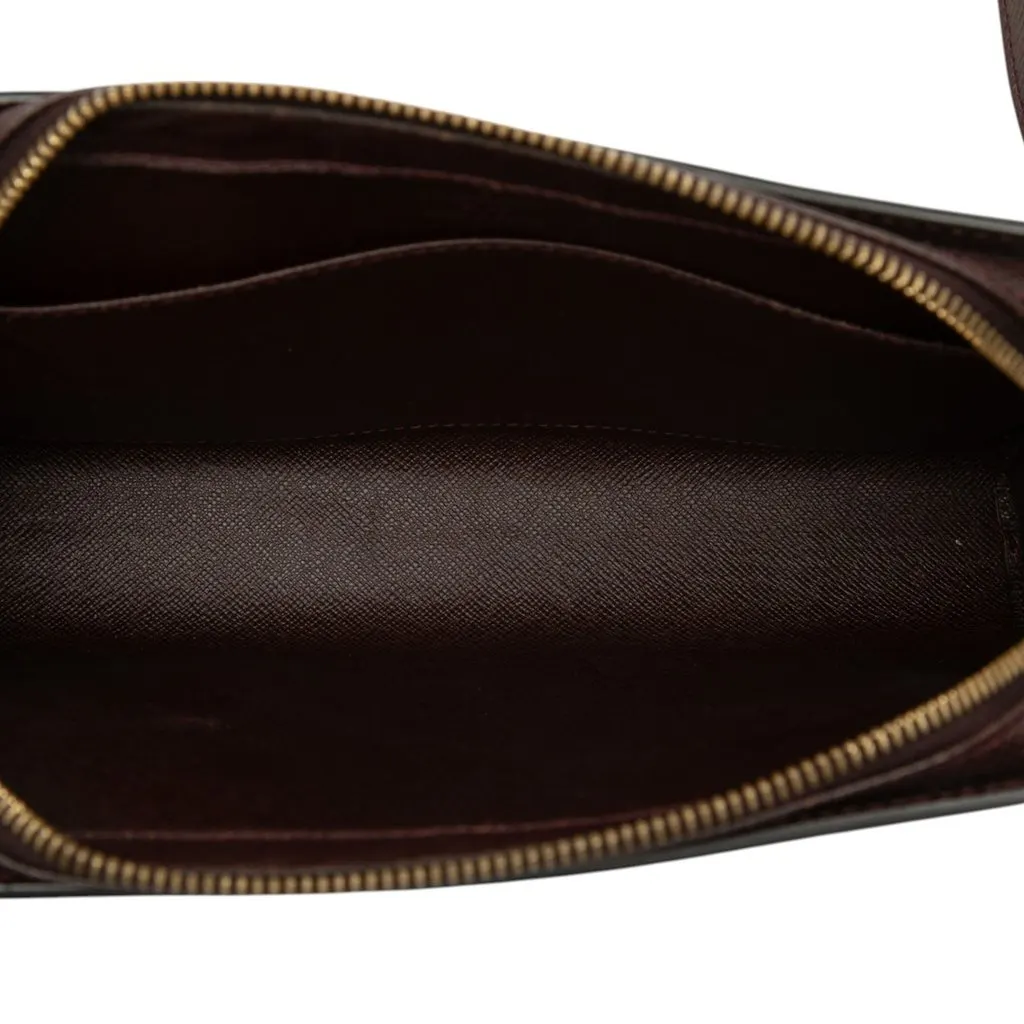 Louis Vuitton Taiga Baikal Red Leather Good - Model View