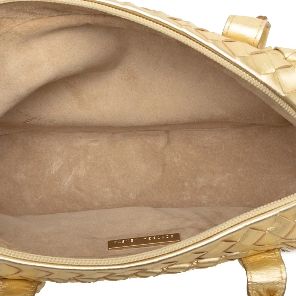 Bottega Veneta Metallic Nappa Intrecciato Handbag Gold Leather Very good - Model View
