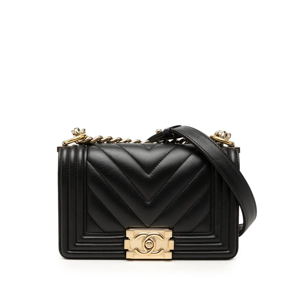 Chanel Small Chevron Lambskin Boy Flap Black Leather Very good - Front View