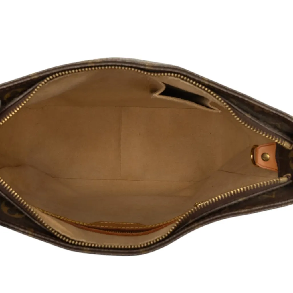 Louis Vuitton Monogram Looping GM Brown Canvas Very good - Model View