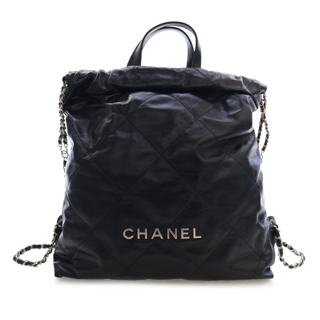 CHANEL ブラック キルティングリュック Chanel Large Quilted Shiny Calfskin 22 Backpack Black X-Larg