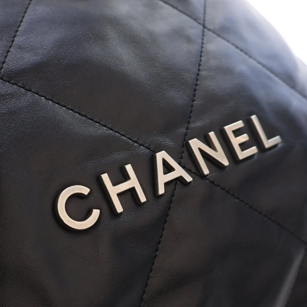 Chanel Large Quilted Shiny Calfskin 22 Backpack Black Leather Very good - Box View