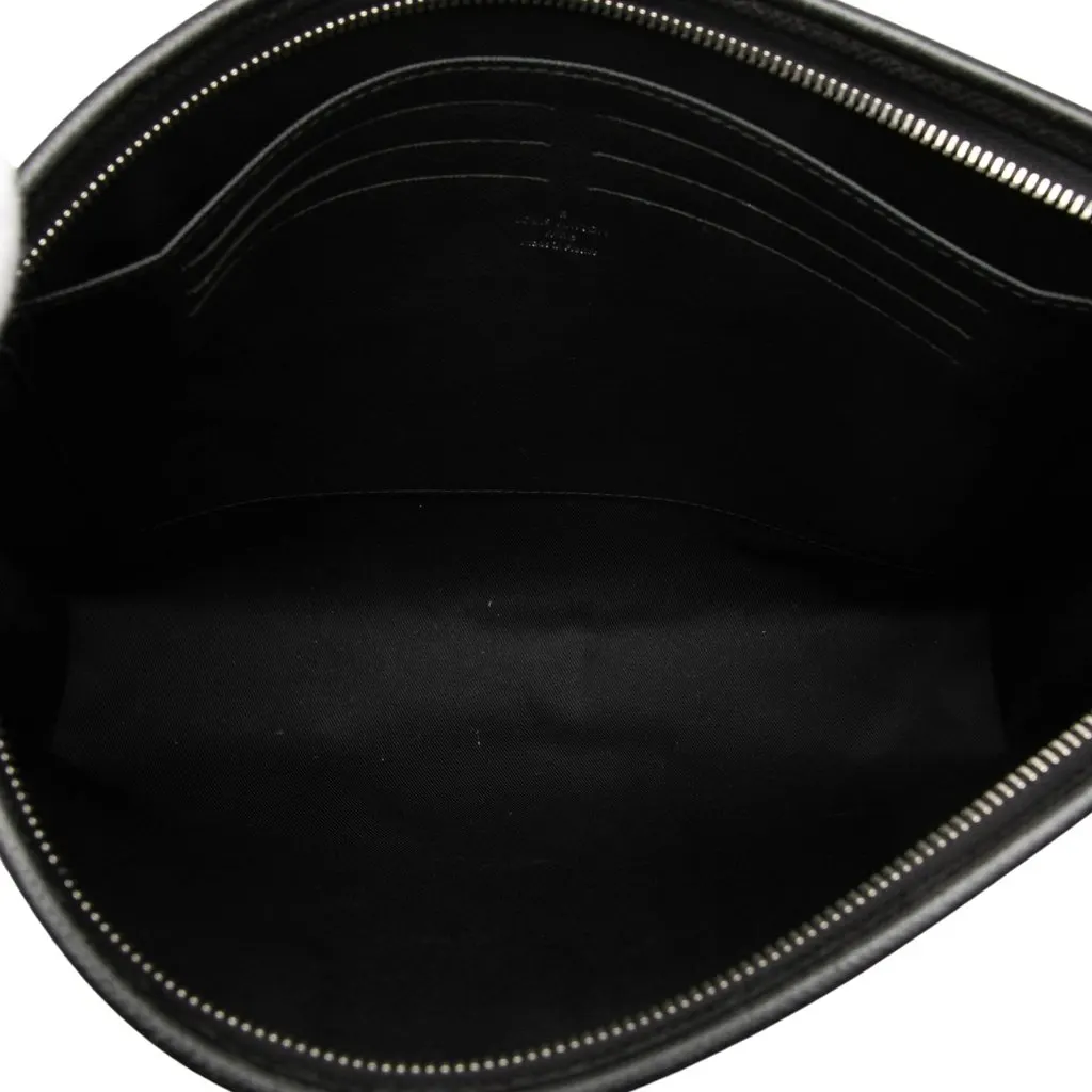 Louis Vuitton Taiga Pochette Voyage GM Black Leather Good - Model View