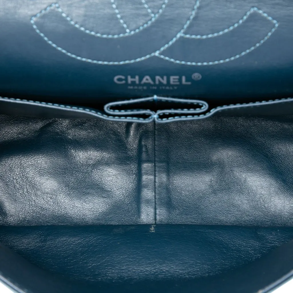 Chanel Quilted Patent Reissue 2.55 Double Flap 226 Green Leather Very good - Model View