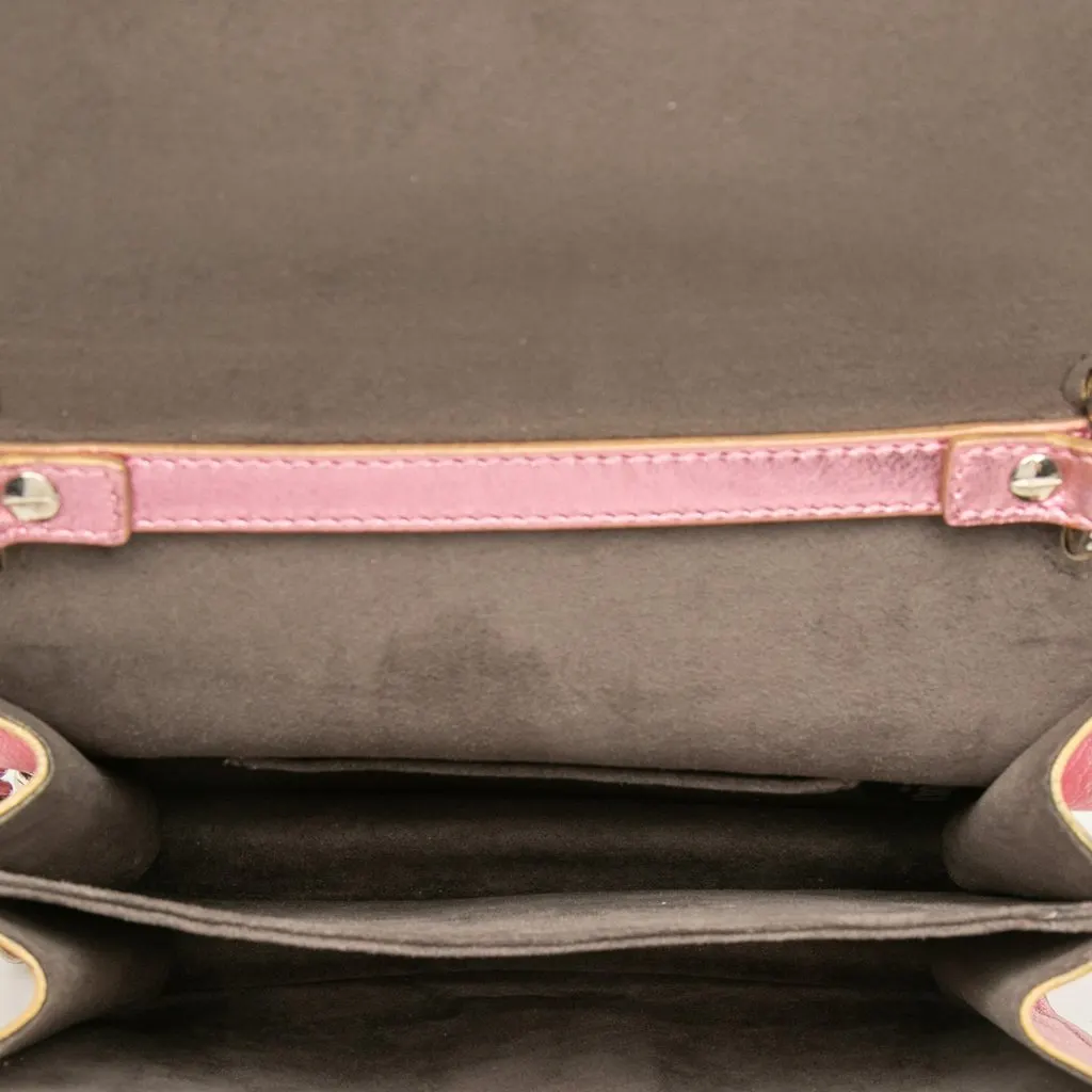 Fendi Small Metallic Scalloped Leather Studded Pearl Kan I Crossbody Pink Leather Very good - Model View