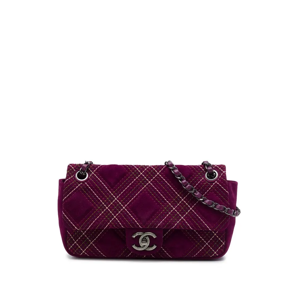 Chanel Paris Edinburgh Medium Stitched Suede Saltire Single Flap Purple Suede Very good - Front View