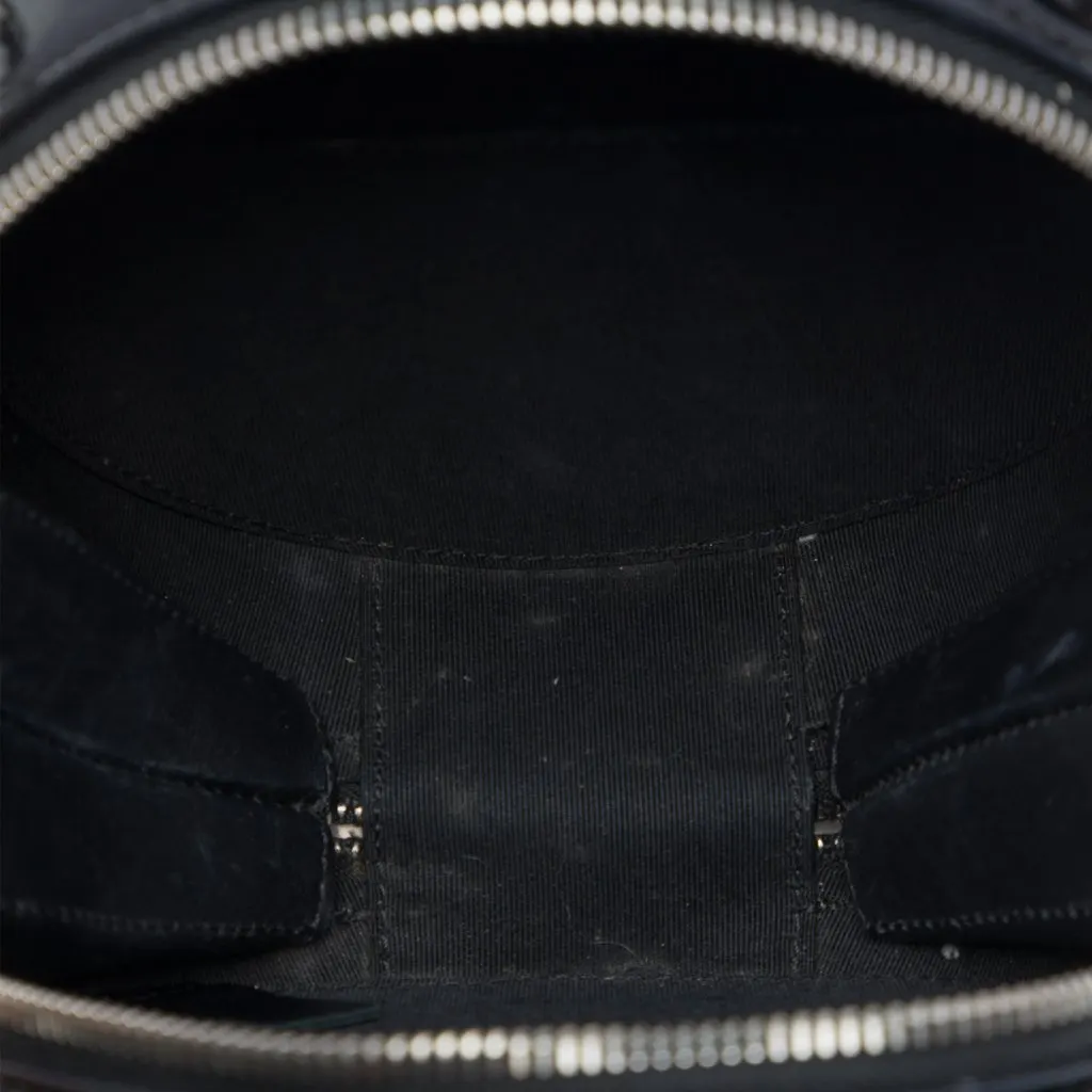 Chanel CC Patent Round as Earth Bag Black Leather Very good - Model View