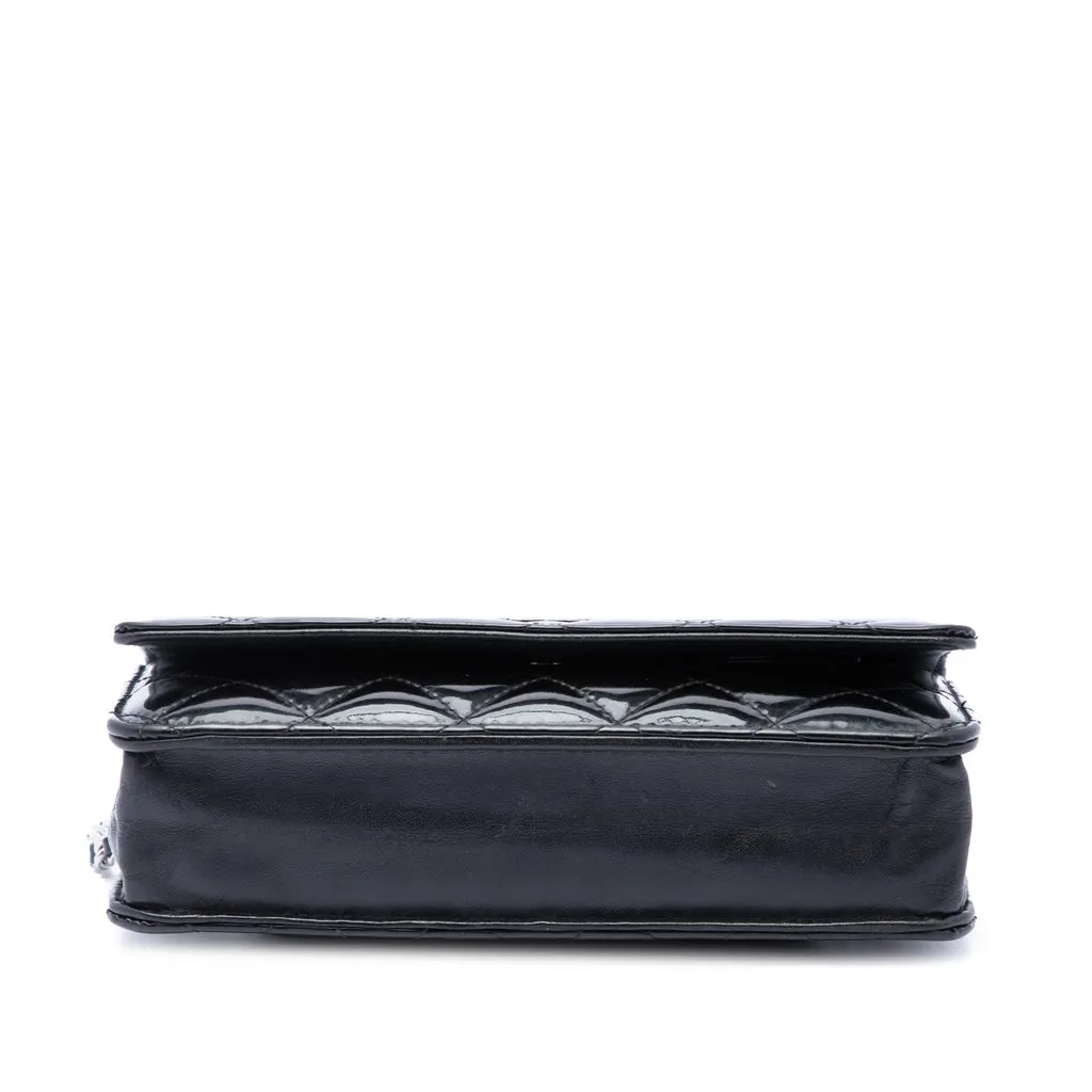 Chanel CC Quilted Patent Wallet On Chain Black Leather Good - Inside View
