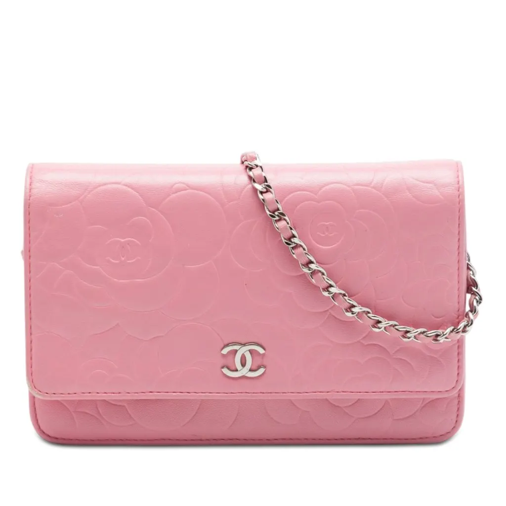 Chanel CC Embossed Lambskin Camellia Wallet On Chain Pink Leather Very good - Front View