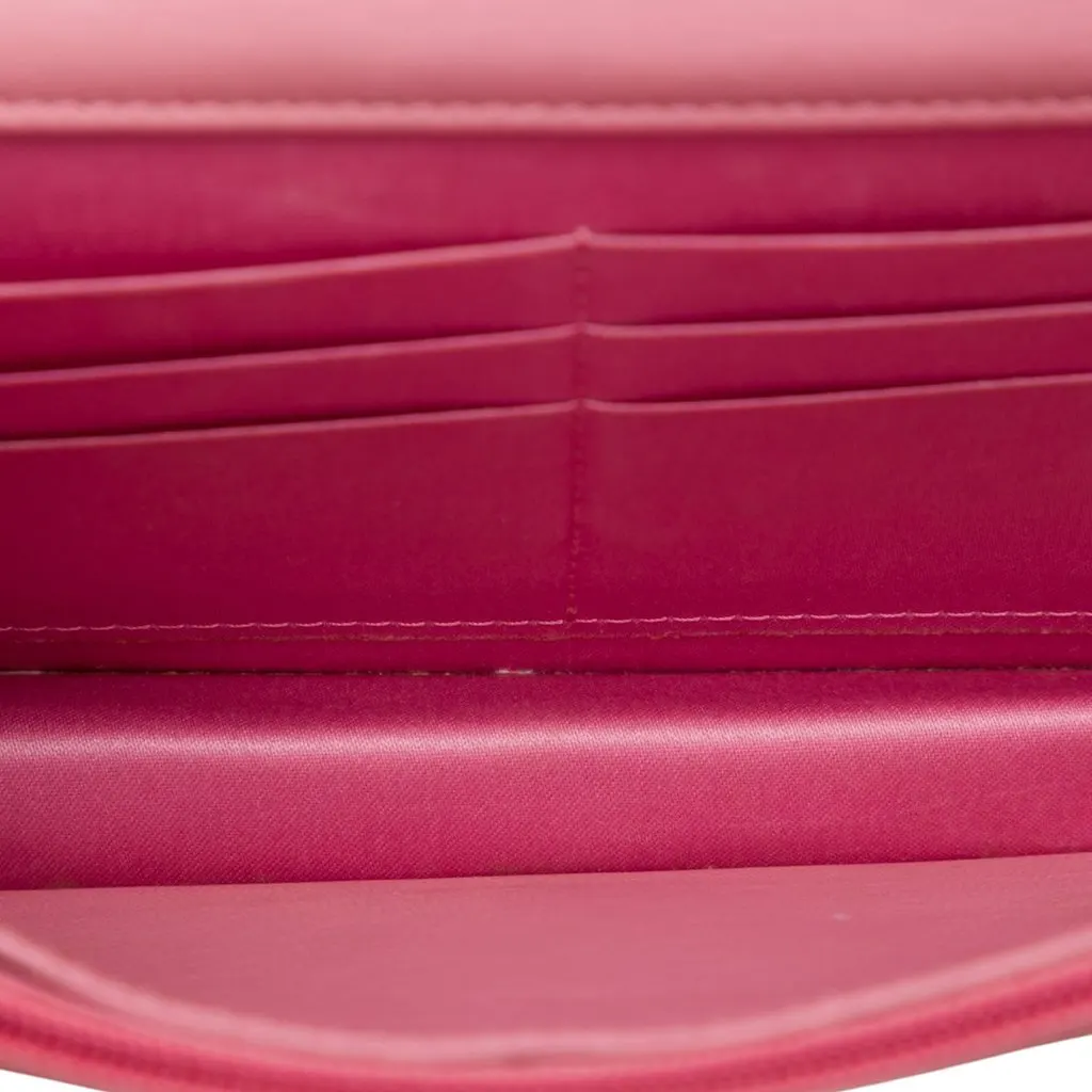 Chanel CC Embossed Lambskin Camellia Wallet On Chain Pink Leather Very good - Model View