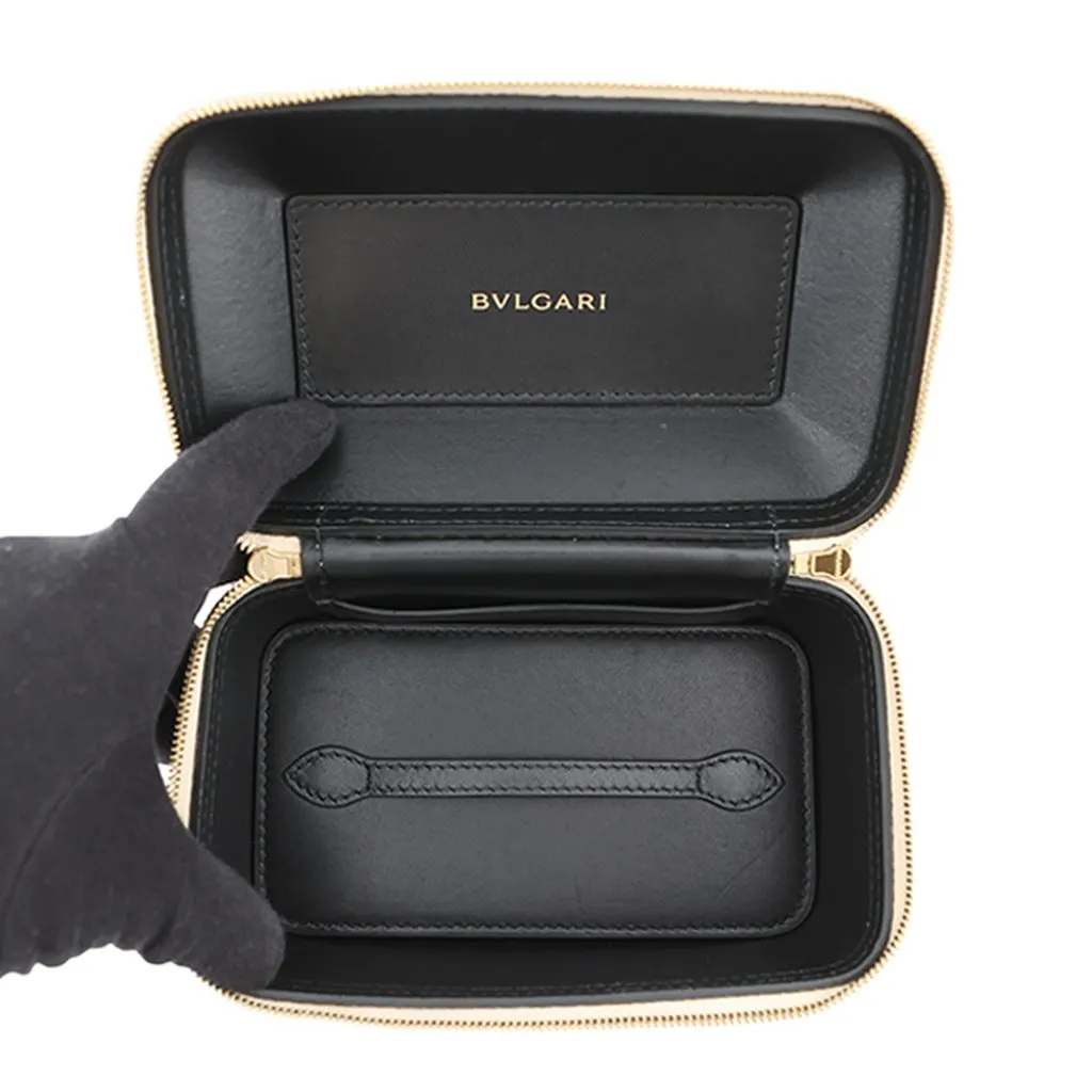 Bvlgari Embossed Leather Serpenti Forever Vanity Bag Gold Leather Very good - Model View