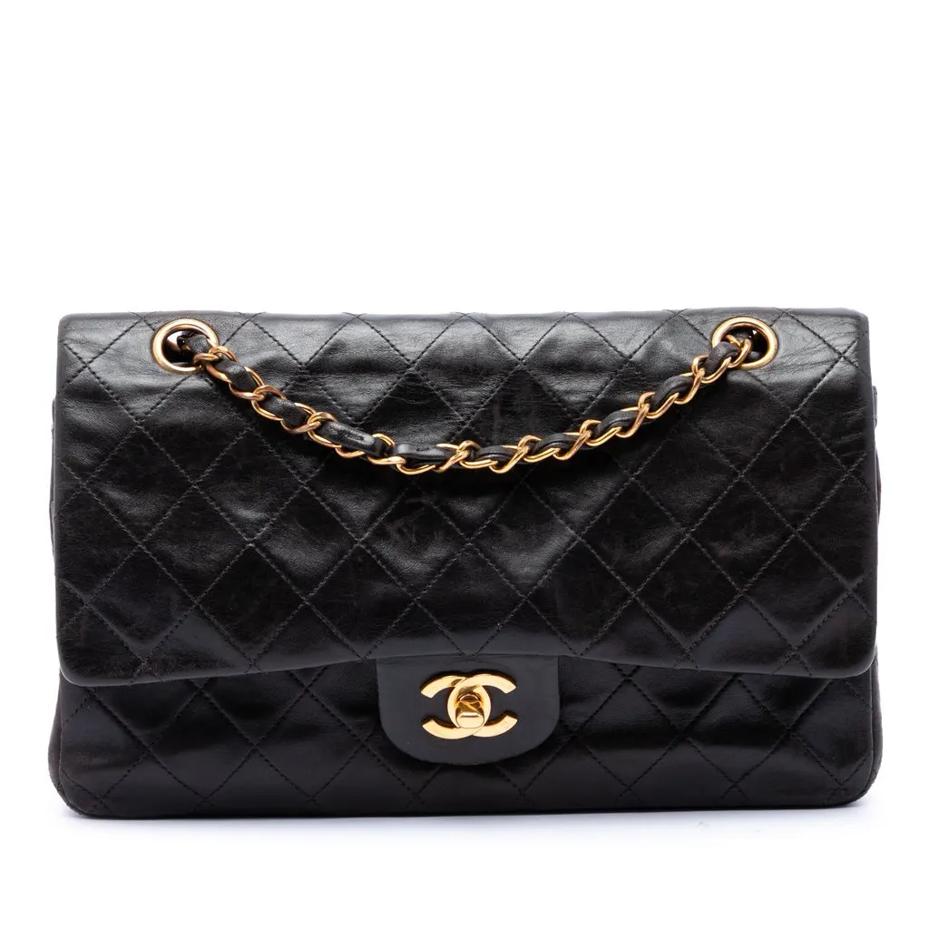 Chanel Medium Classic Lambskin Double Flap Black Leather Very good - Front View