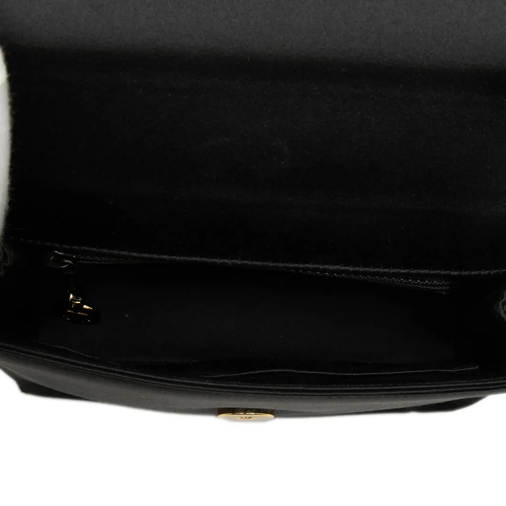 Chanel Mini Satin Beaded Flap Crossbody Black Very good - Model View