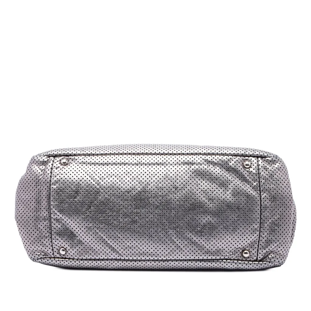 Chanel Metallic Perforated Calfskin Reissue 2.55 Drill Accordion Flap Silver Leather Very good - Inside View