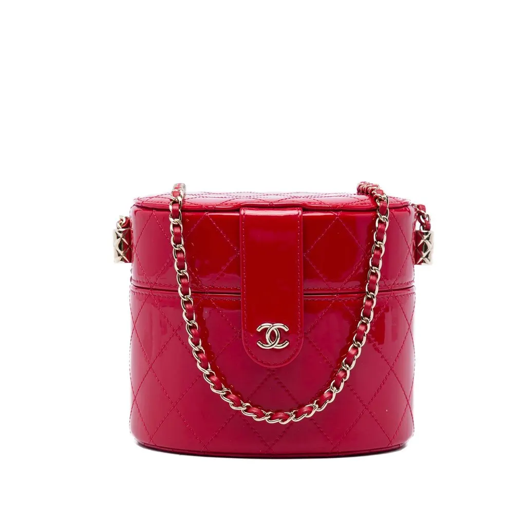 Chanel CC Quilted Patent Round Vanity Case with Chain Red Leather Very good - Front View