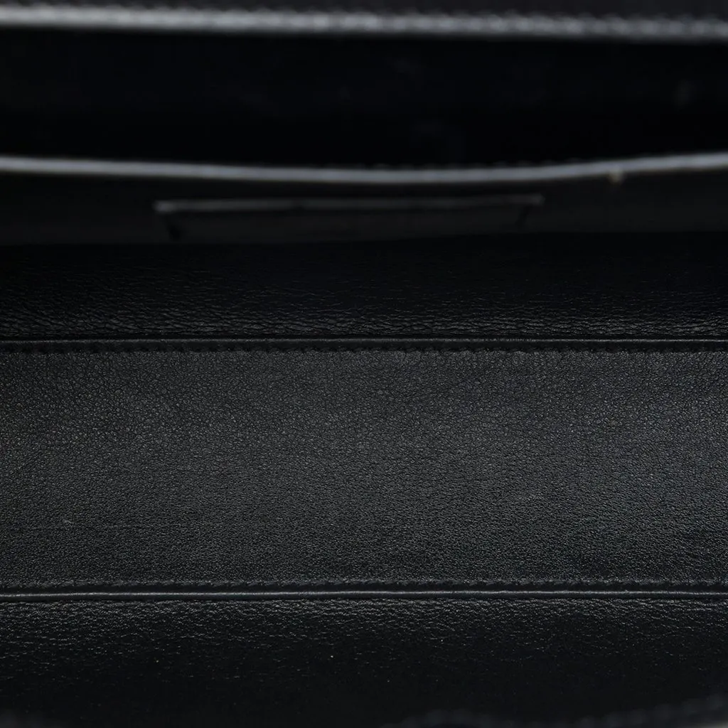 Saint Laurent Medium Smooth Calfskin Manhattan Shoulder Bag Black Leather Very good - Model View