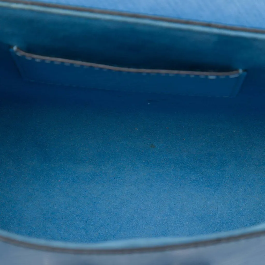 Louis Vuitton Epi Early Bird Twist MM Blue Leather Good - Model View