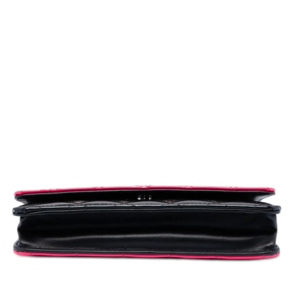 Chanel CC Bicolor Quilted Patent Wallet on Chain Pink Leather Very good - Inside View