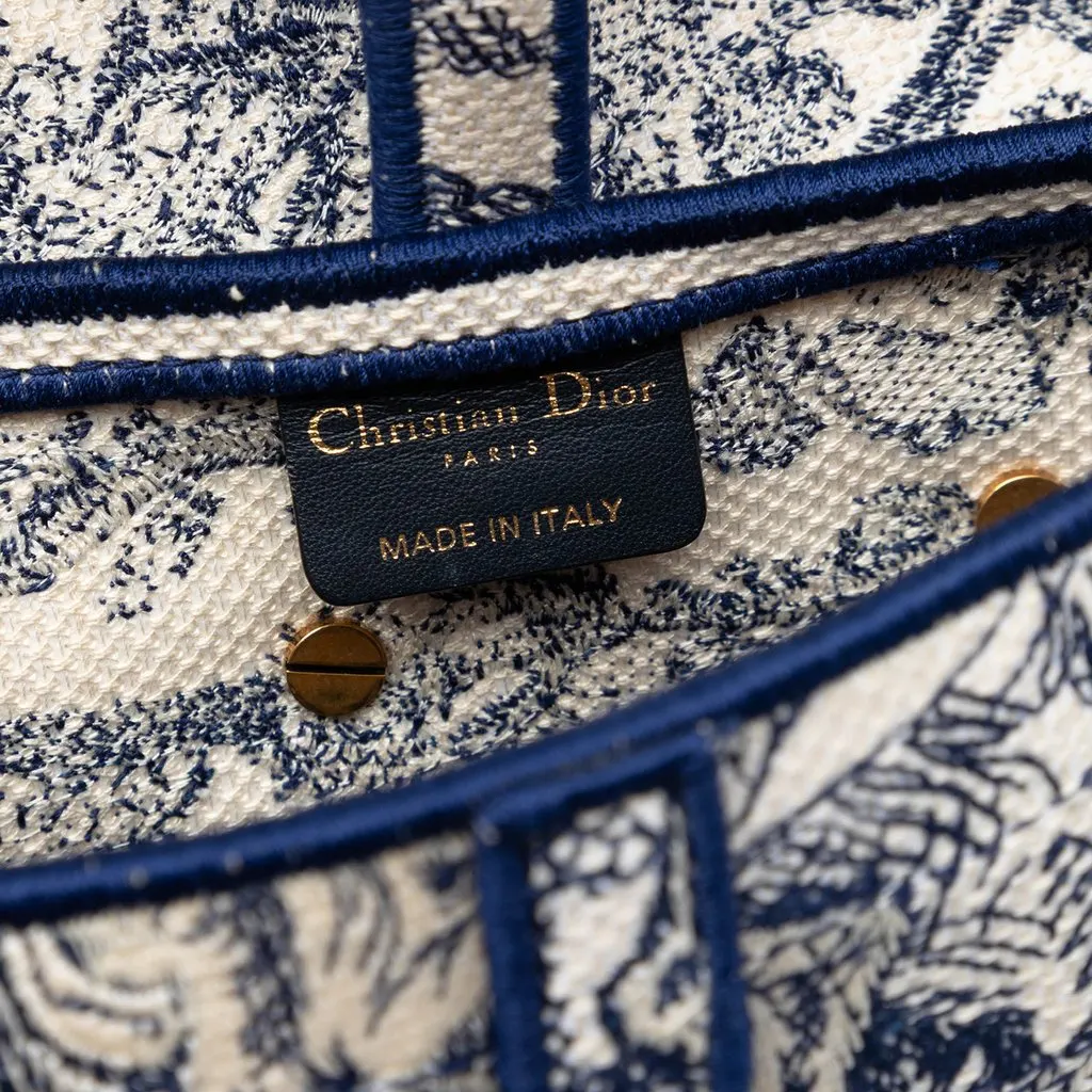 Dior Embroidered Canvas Toile de Jouy Saddle Bag Blue Very good - Box View