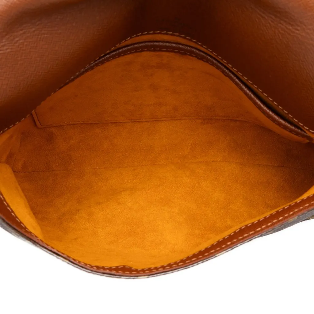 Louis Vuitton Monogram Musette Tango Short Strap Brown Canvas Good - Model View