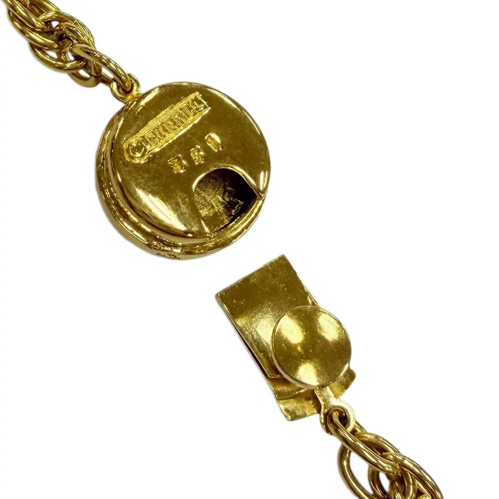Chanel CC Gold Plated Textured Logo Round Pendant Necklace Gold Metal Very good - Model View