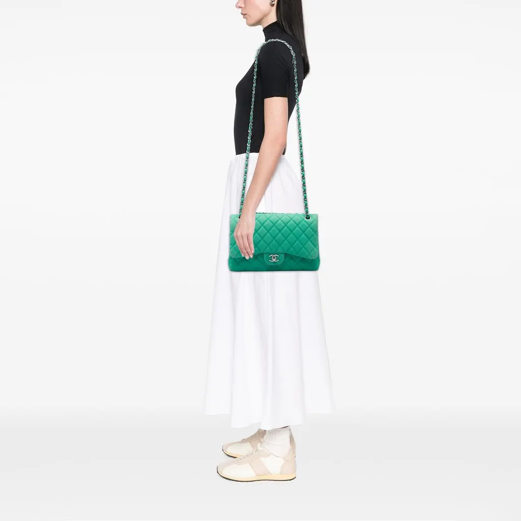 Chanel Jumbo Classic Caviar Double Flap Green Leather Very good - Box View