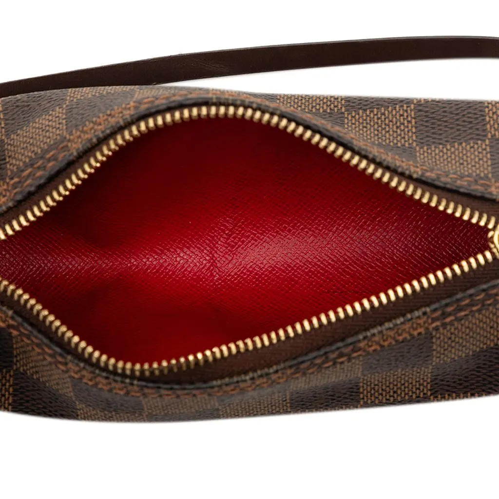 Louis Vuitton Damier Ebene Papillon Pochette Brown Very good - Model View