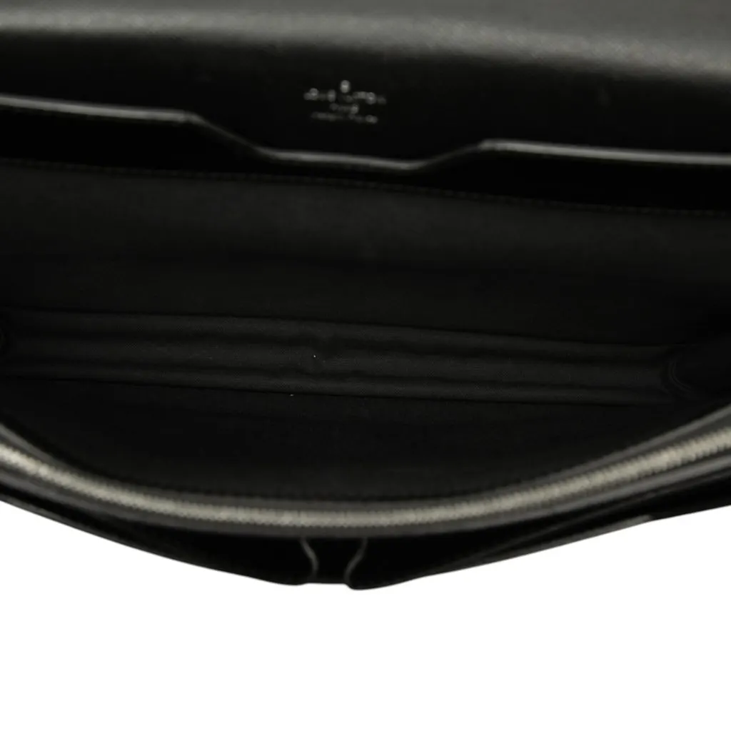 Louis Vuitton Taiga Robusto 1 Black Leather Good - Model View