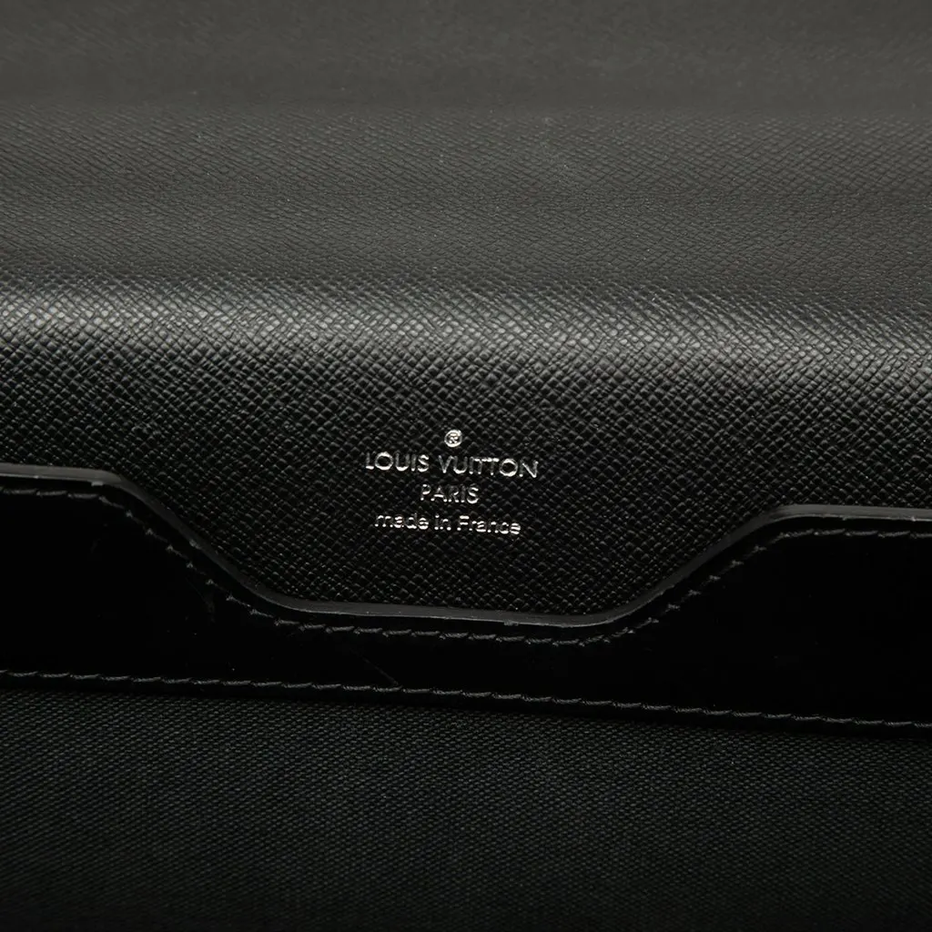 Louis Vuitton Taiga Robusto 1 Black Leather Good - Box View
