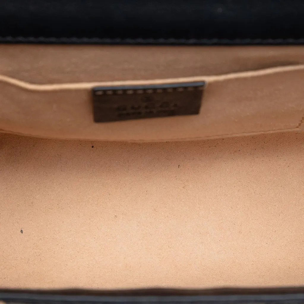 Gucci Small GG Supreme Bee Padlock Crossbody Beige Very good - Model View
