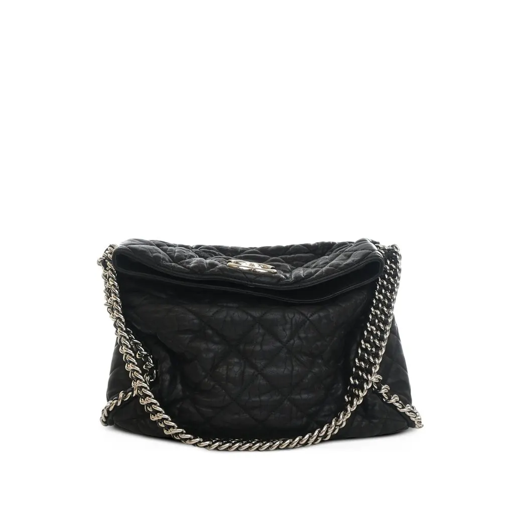 Chanel Quilted Washed Lambskin Chain Around Hobo Black Leather Very good - Front View