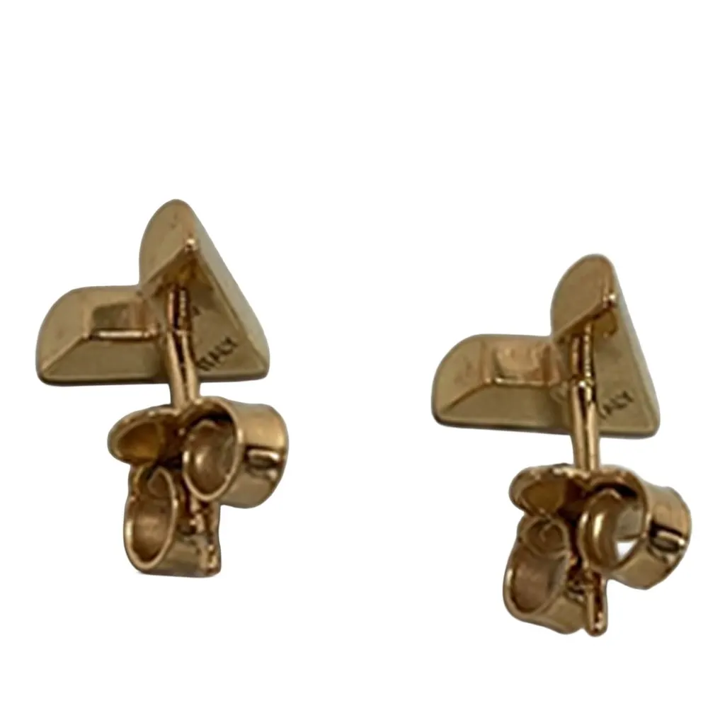 Louis Vuitton Gold Plated Essential V Stud Earrings Gold Metal Very good - Model View