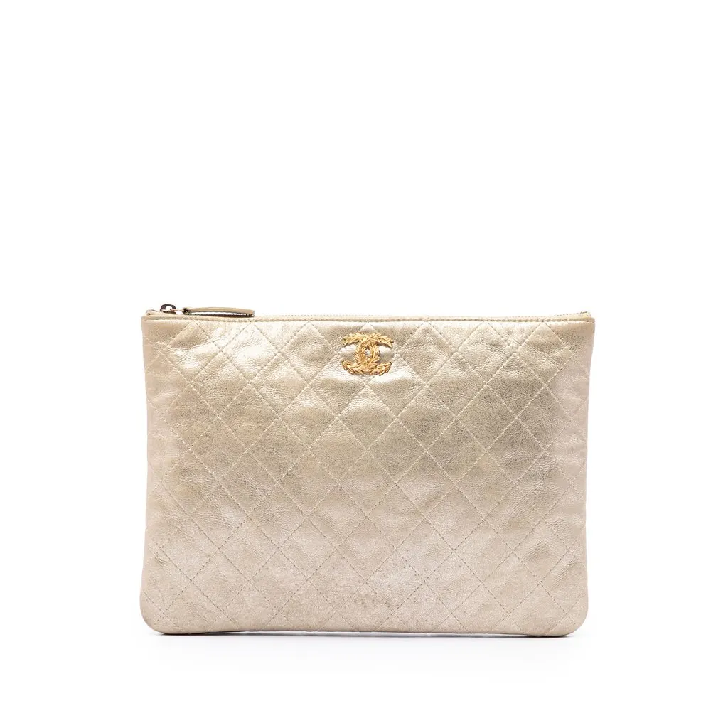 Chanel Medium Quilted Metallic Calfskin Leaves CC O Case Clutch Gold Leather Very good - Front View