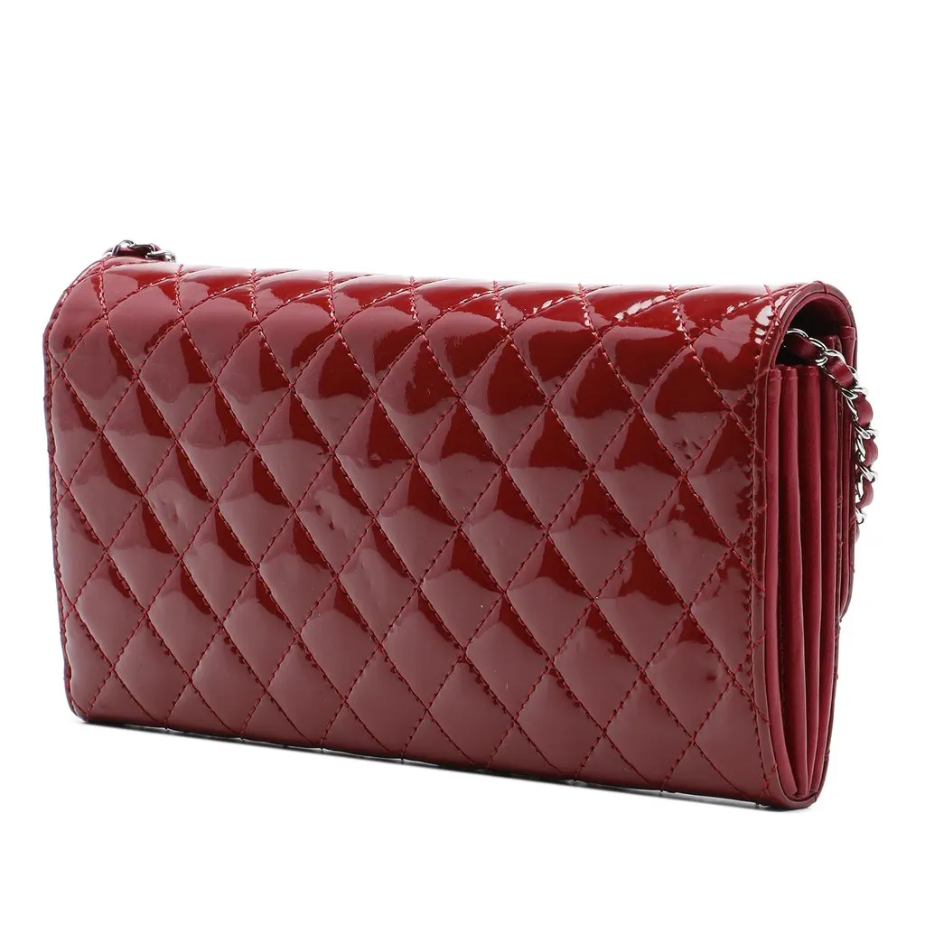 Chanel Quilted Patent Brilliant East West Flap Clutch with Chain Red Leather Very good - Back View