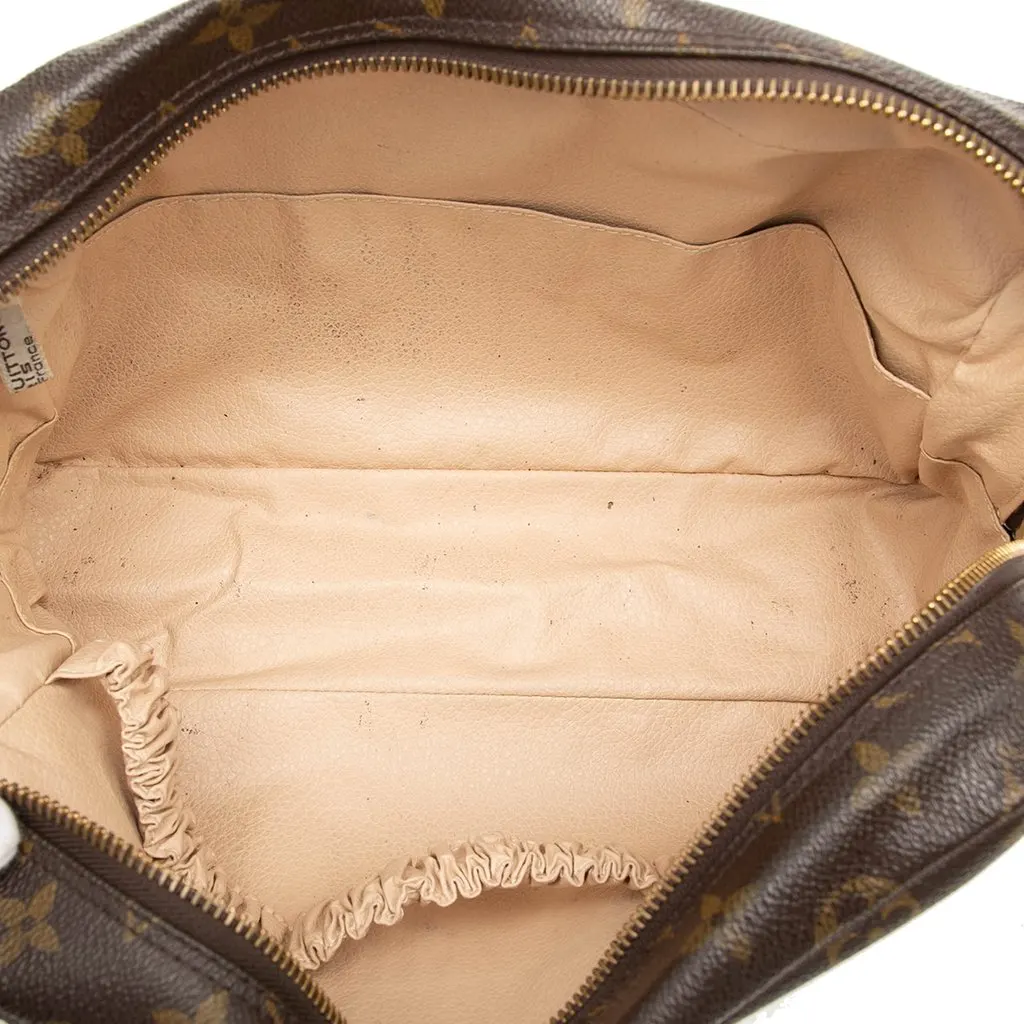 Louis Vuitton Monogram Trousse Toilette 28 Brown Very good - Model View