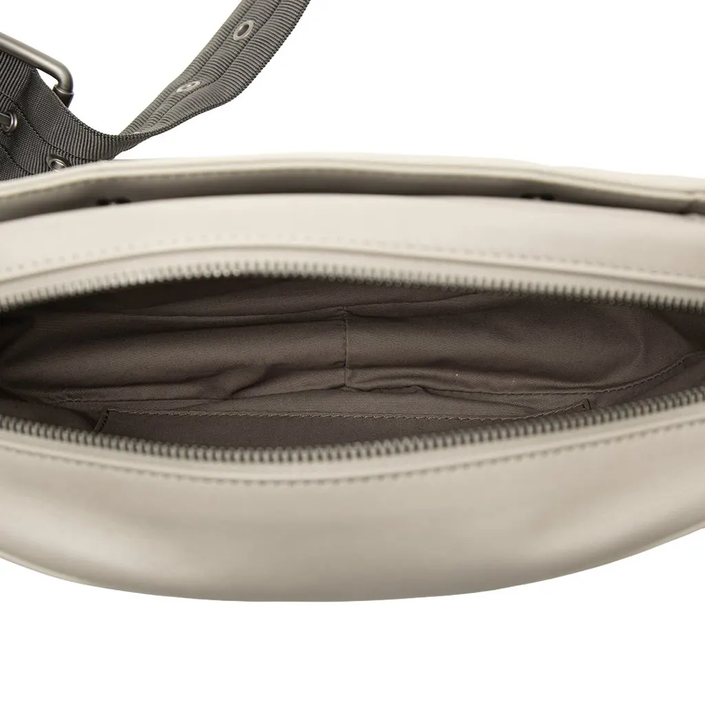 Bottega Veneta Nappa Intrecciato Belt Bag MultiColor Leather Very good - Model View
