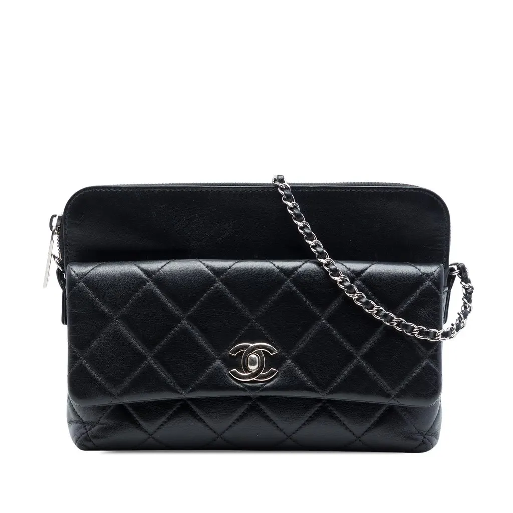 Chanel CC Quilted Lambskin Front Flap Crossbody Black Leather Very good - Front View