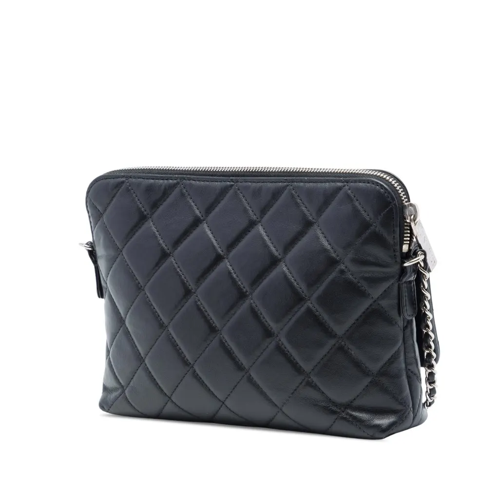 Chanel CC Quilted Lambskin Front Flap Crossbody Black Leather Very good - Back View