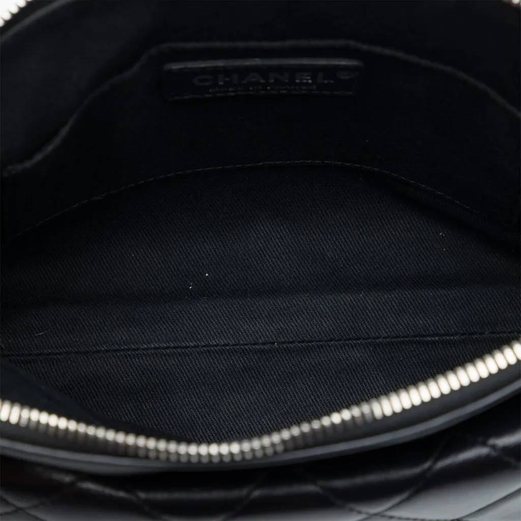 Chanel CC Quilted Lambskin Front Flap Crossbody Black Leather Very good - Model View