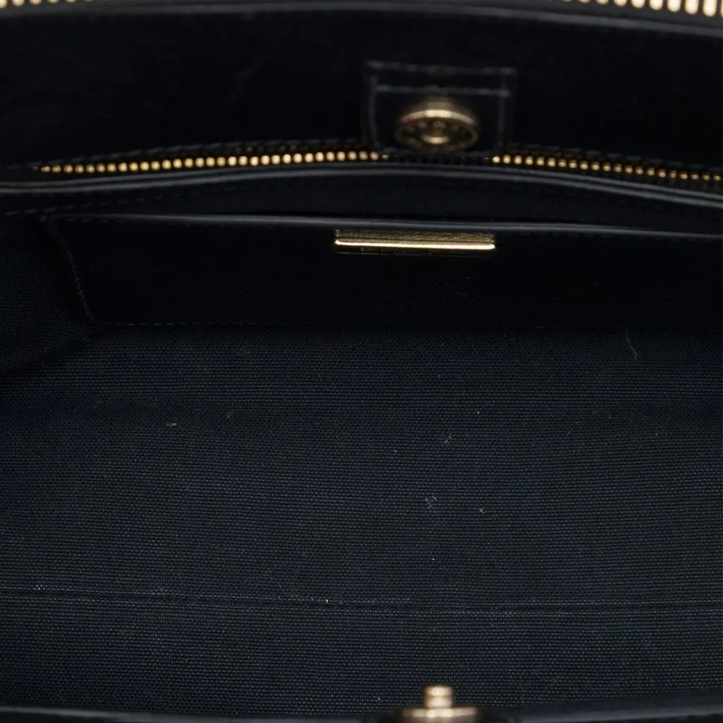 Prada Saffiano Trimmed Nappa Convertible Tote Beige Leather Very good - Model View
