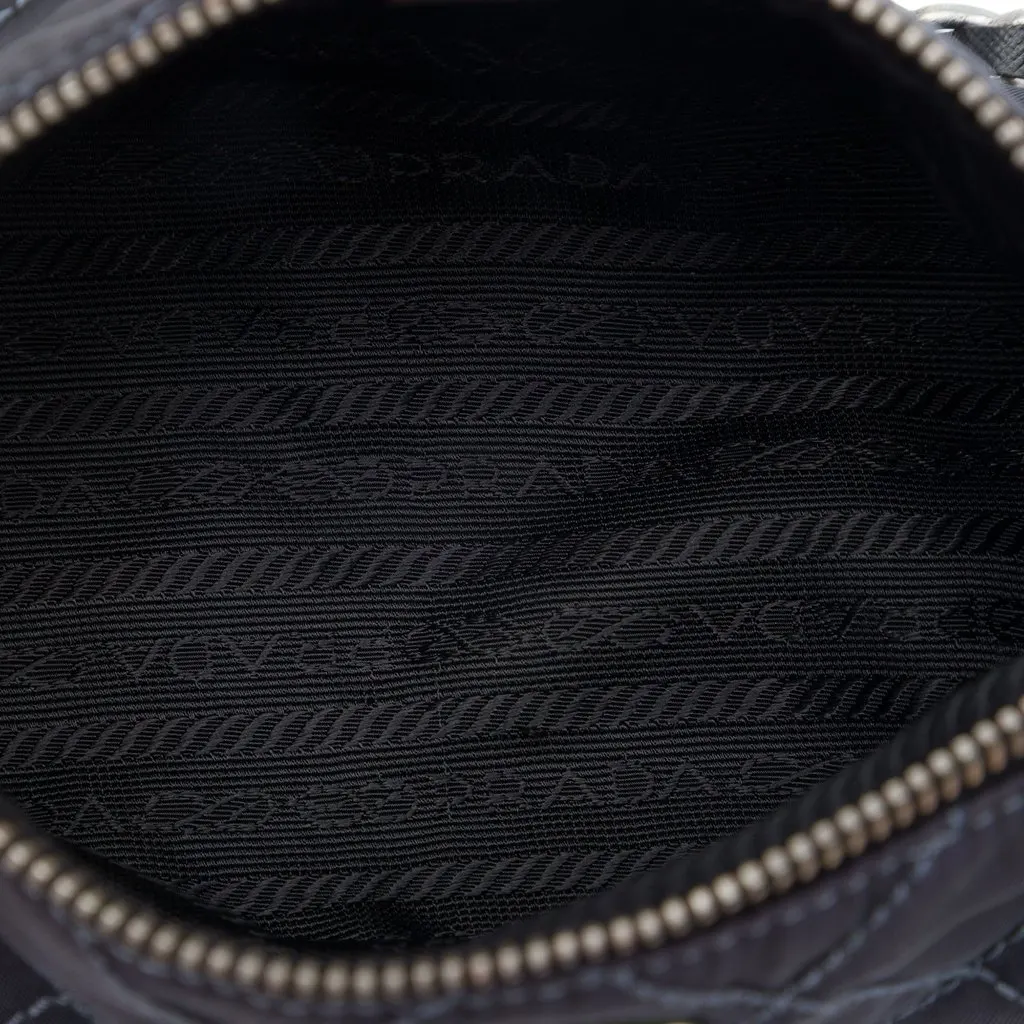 Prada Impuntu Tessuto Barrel Pochette Blue Polyamide Very good - Model View