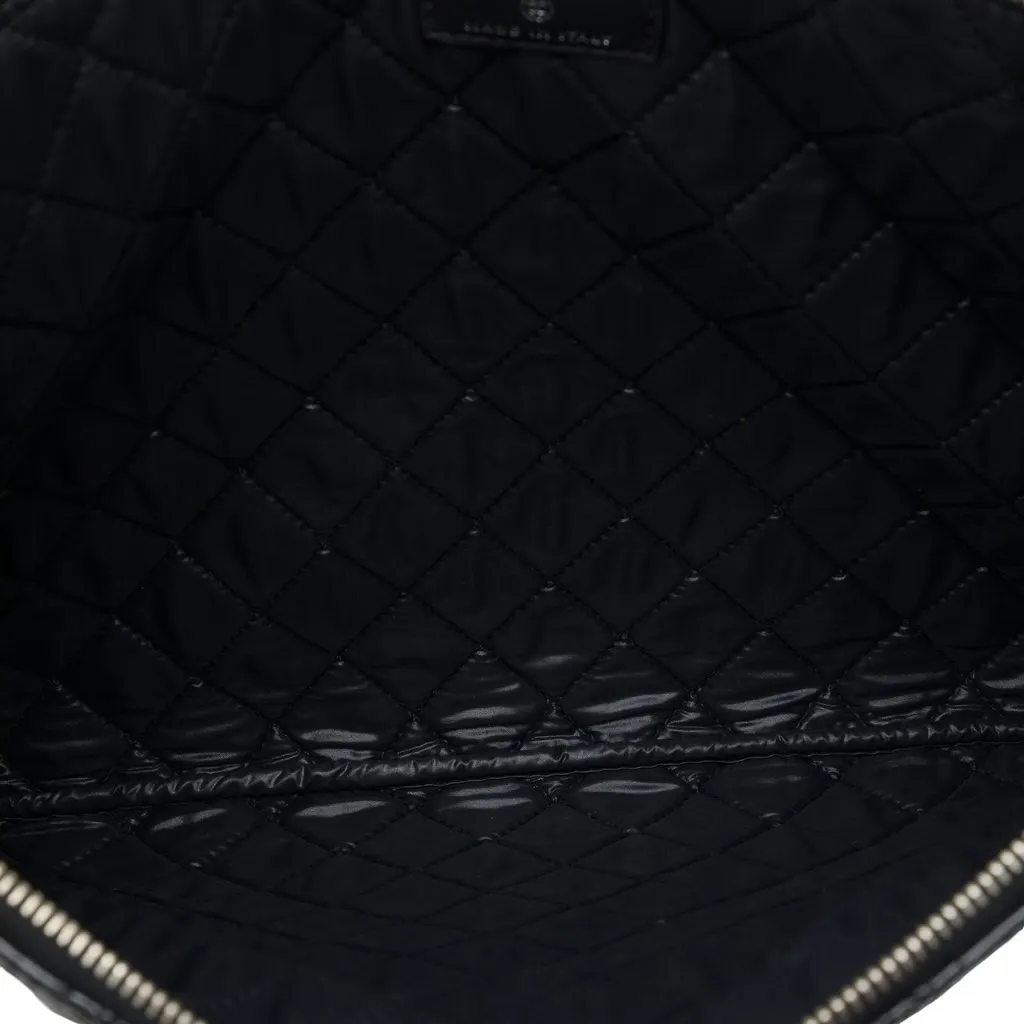 Chanel Large Quilted Patent Double Stitch O Case Clutch Black Leather Very good - Model View