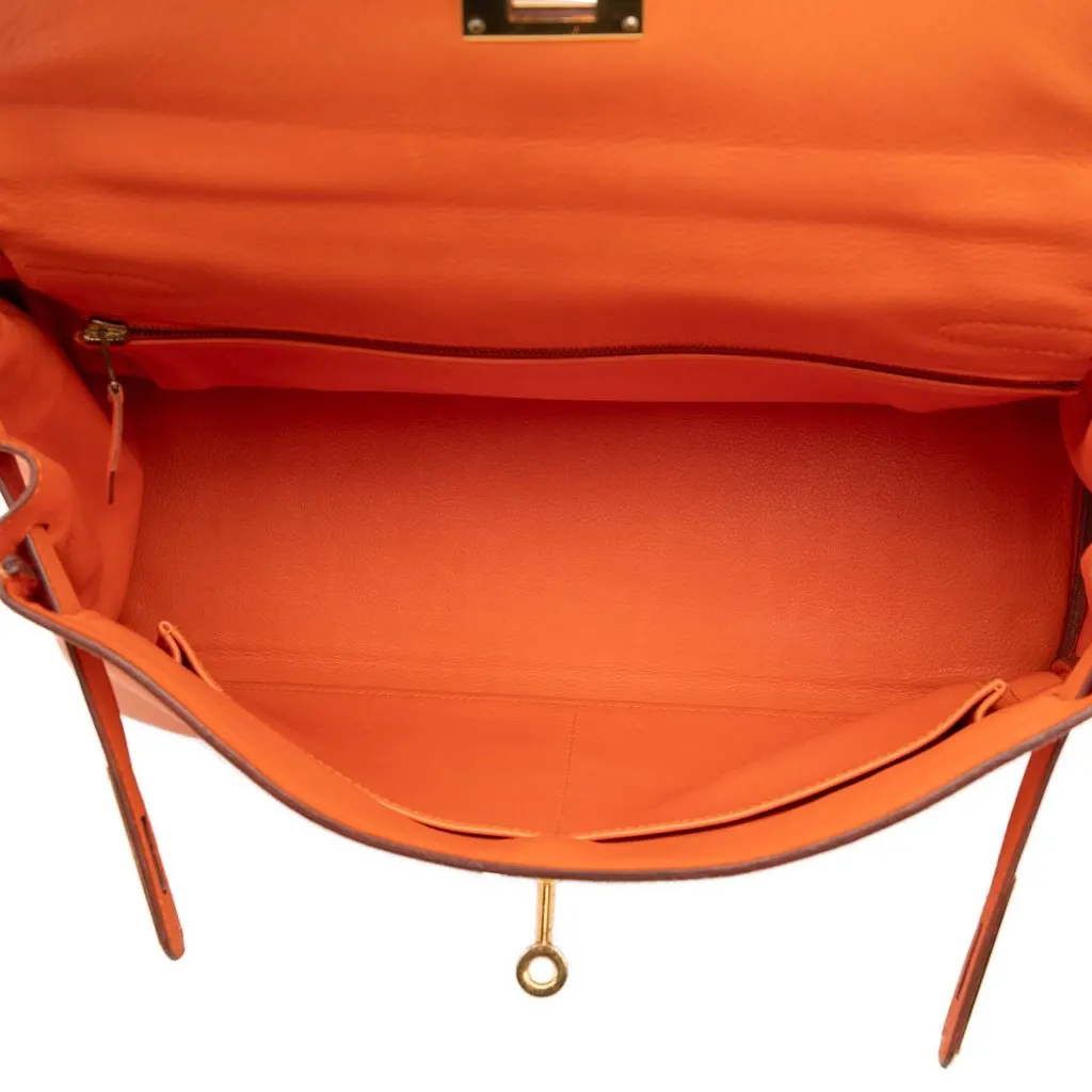Hermès Gulliver Kelly Retourne 32 Orange Leather Good - Model View