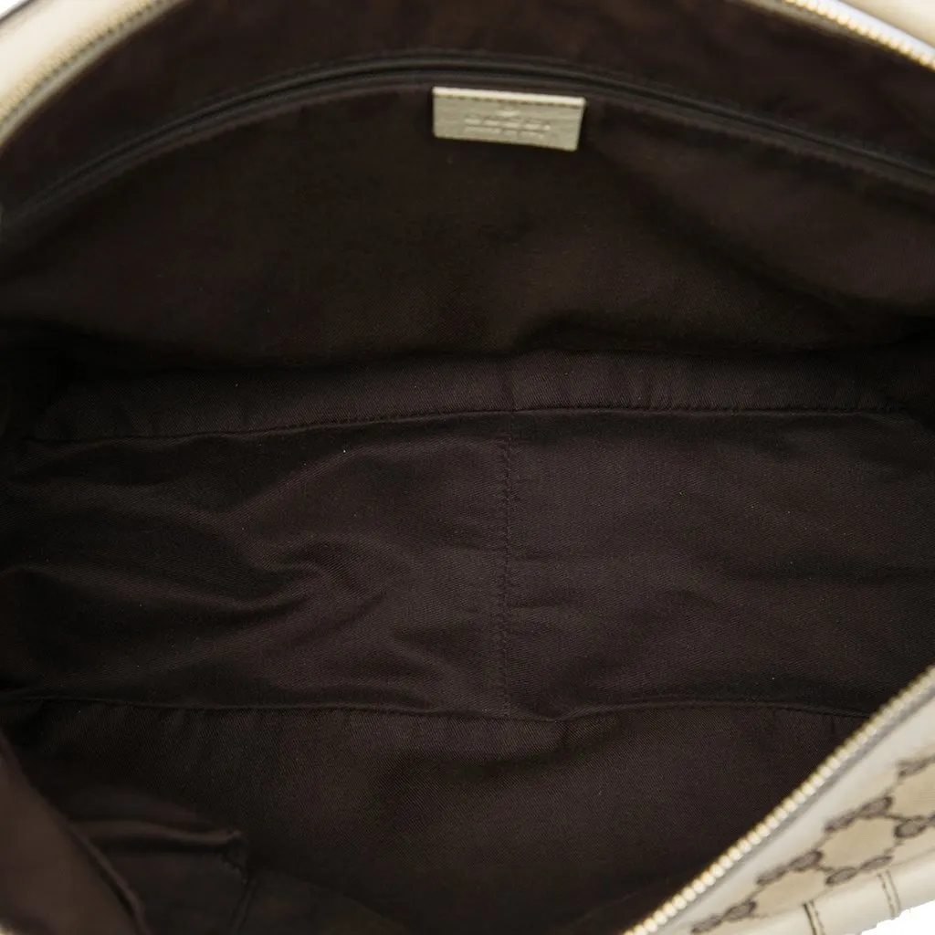 Gucci GG Canvas Abbey D Ring Handbag Beige Canvas Very good - Model View