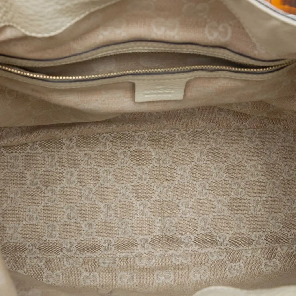 Gucci Calfskin Bamboo Diana Satchel White Leather Very good - Model View
