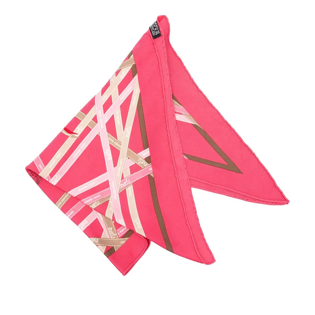 Hermès Bolduc Pointu Triangle حرير وشاح