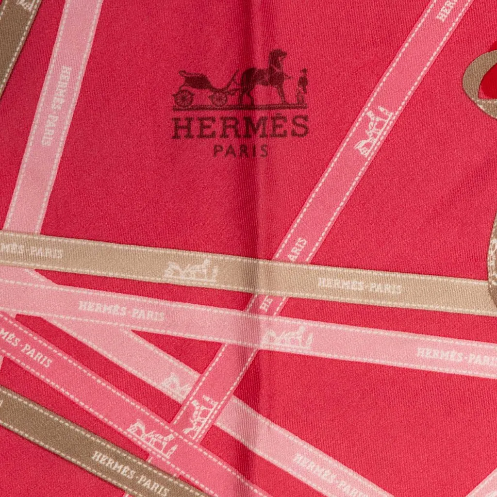 Hermès Bolduc Pointu Triangle Silk Scarf Pink Silk Good - Model View