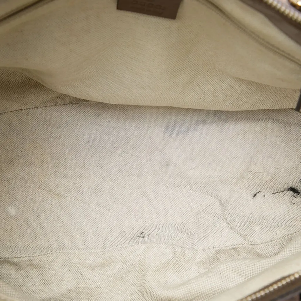 Gucci GG Canvas Sukey Satchel Beige Very good - Model View