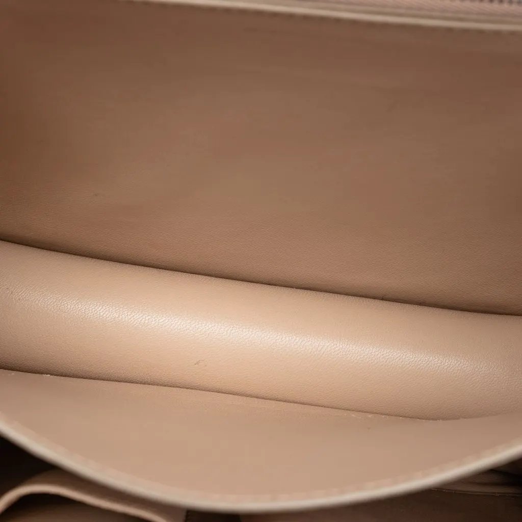 Celine Medium Calfskin Classic Box Beige Leather Very good - Model View