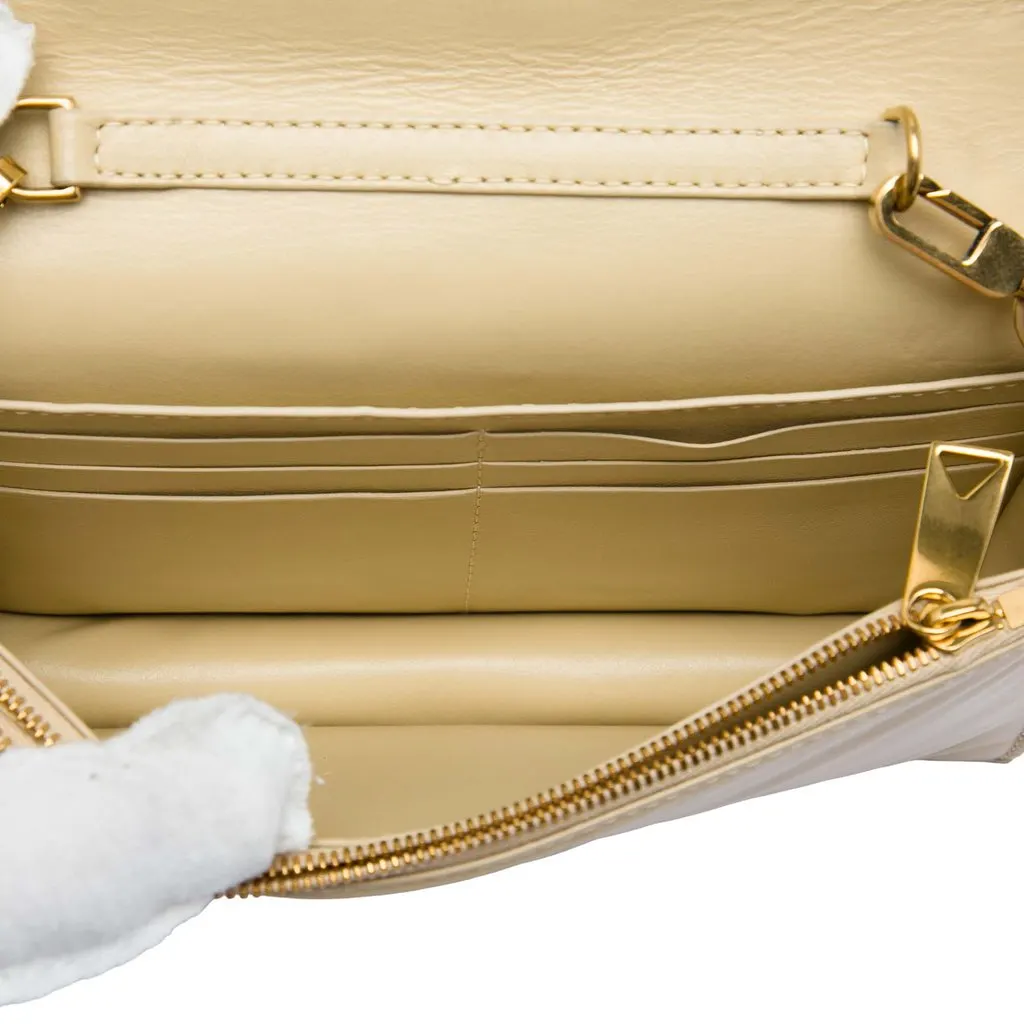 Bottega Veneta Mini Calfskin Intrecciato Pleated Cassette Crossbody Beige Leather Very good - Model View